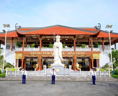 TUỔI TRẺ ONLINE - HOA VIÊN BÌNH AN CHÍNH THỨC VẬN HÀNH TRUNG TÂM TANG LỄ - HỎA TÁNG