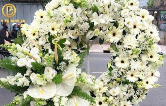 Hướng dẫn cách để có thể cắm hoa đám tang chuẩn nhất