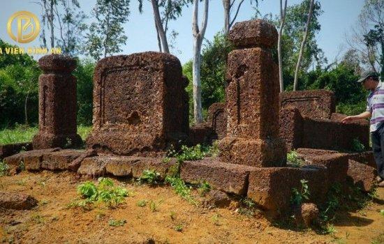 Mộ đá ong: Ưu/ Nhược điểm và ý nghĩa tâm linh