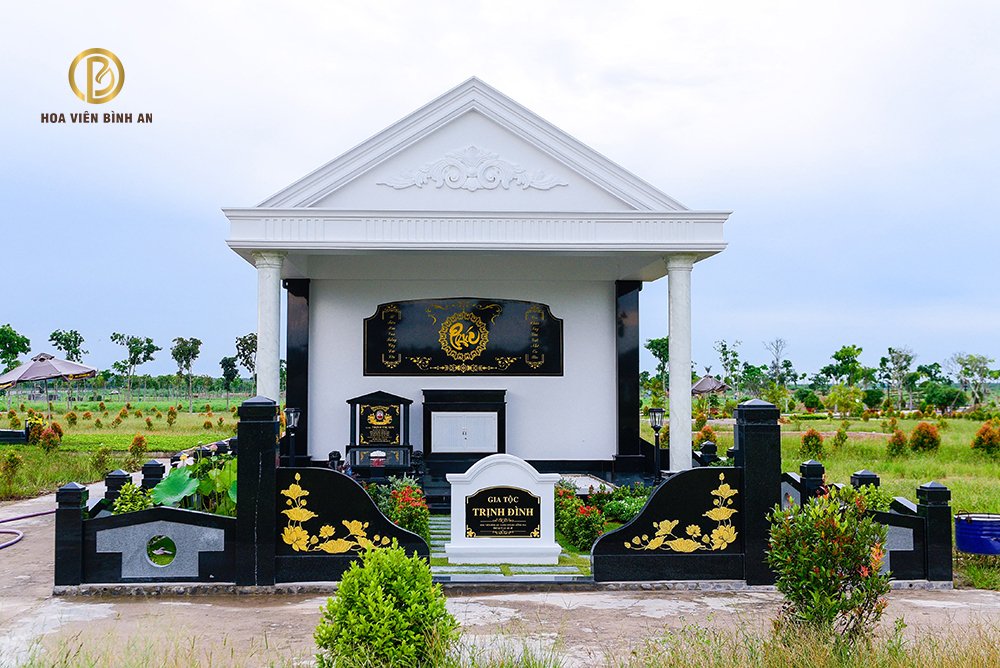 Cần xem kỹ ngày giờ tiến hành xây dựng lăng mộ 