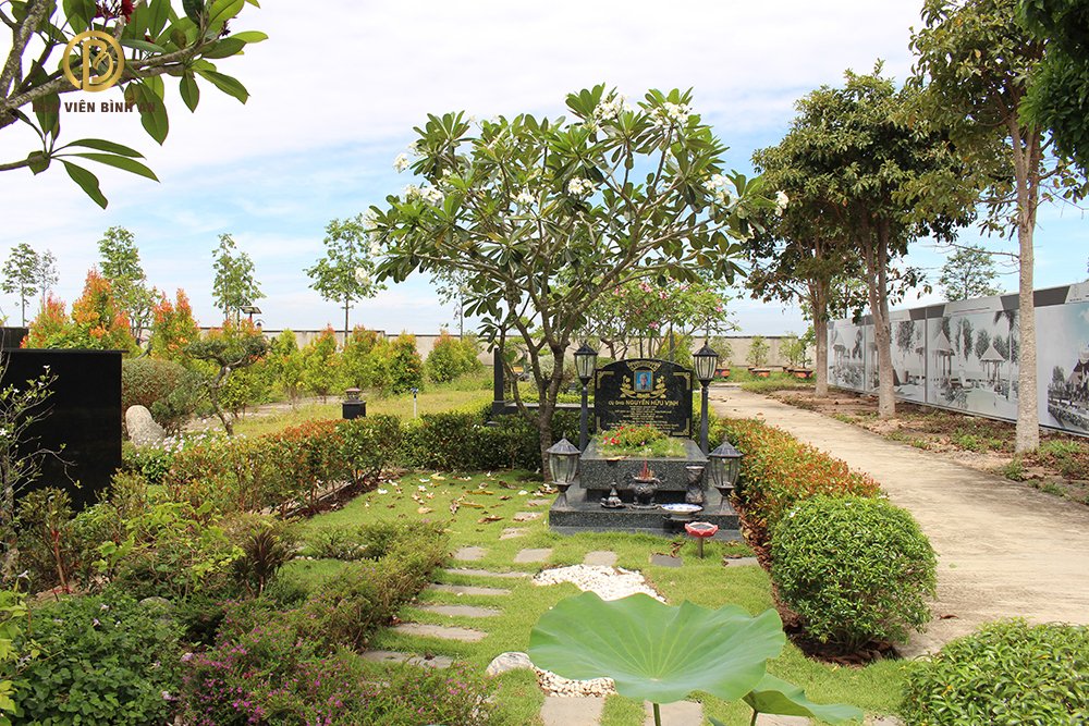 Ý nghĩa của phong tục cúng 49 ngày 